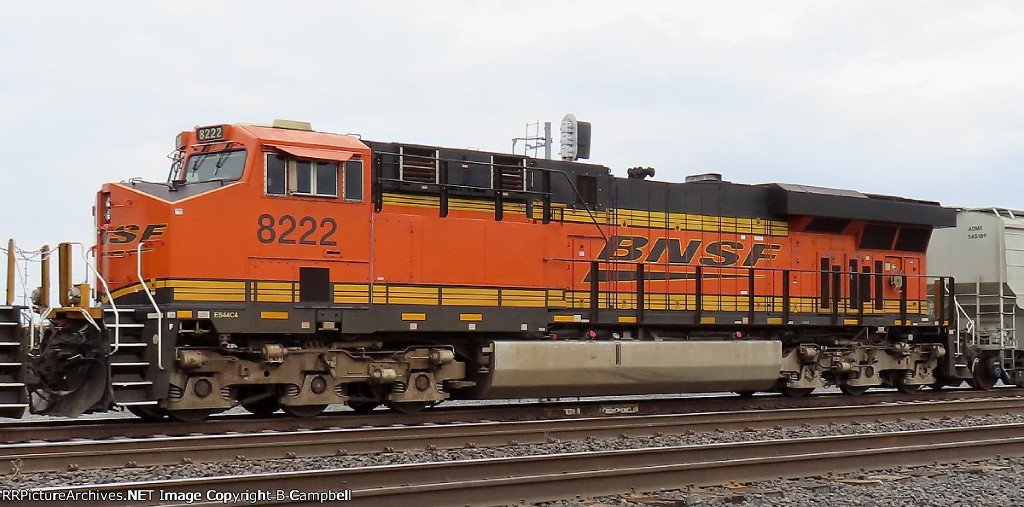 BNSF 8222